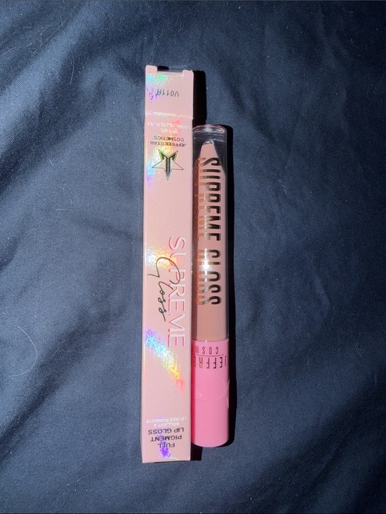 Jeffree Star Other - Jeffree Star Supreme Gloss - Blow My Candles